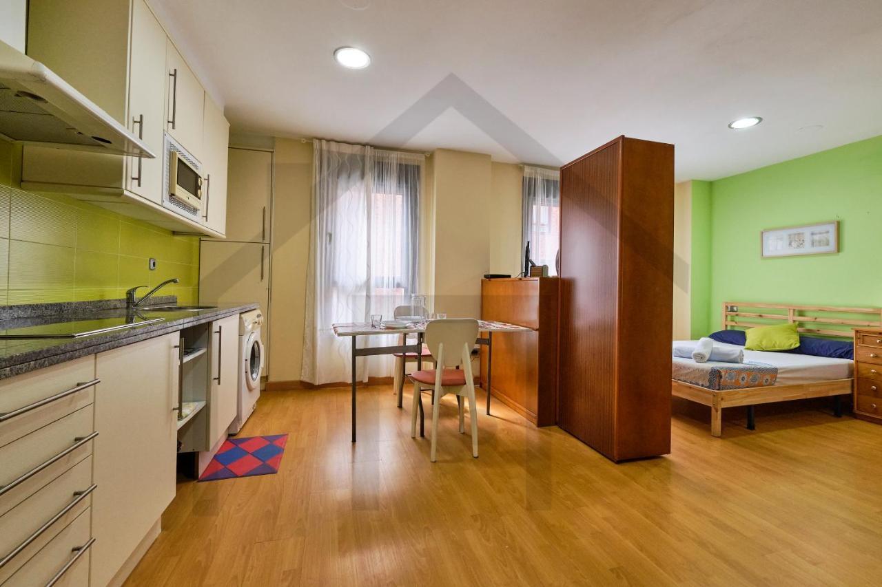 Loft En Oviedo - Ideal Para 3 Personas 외부 사진